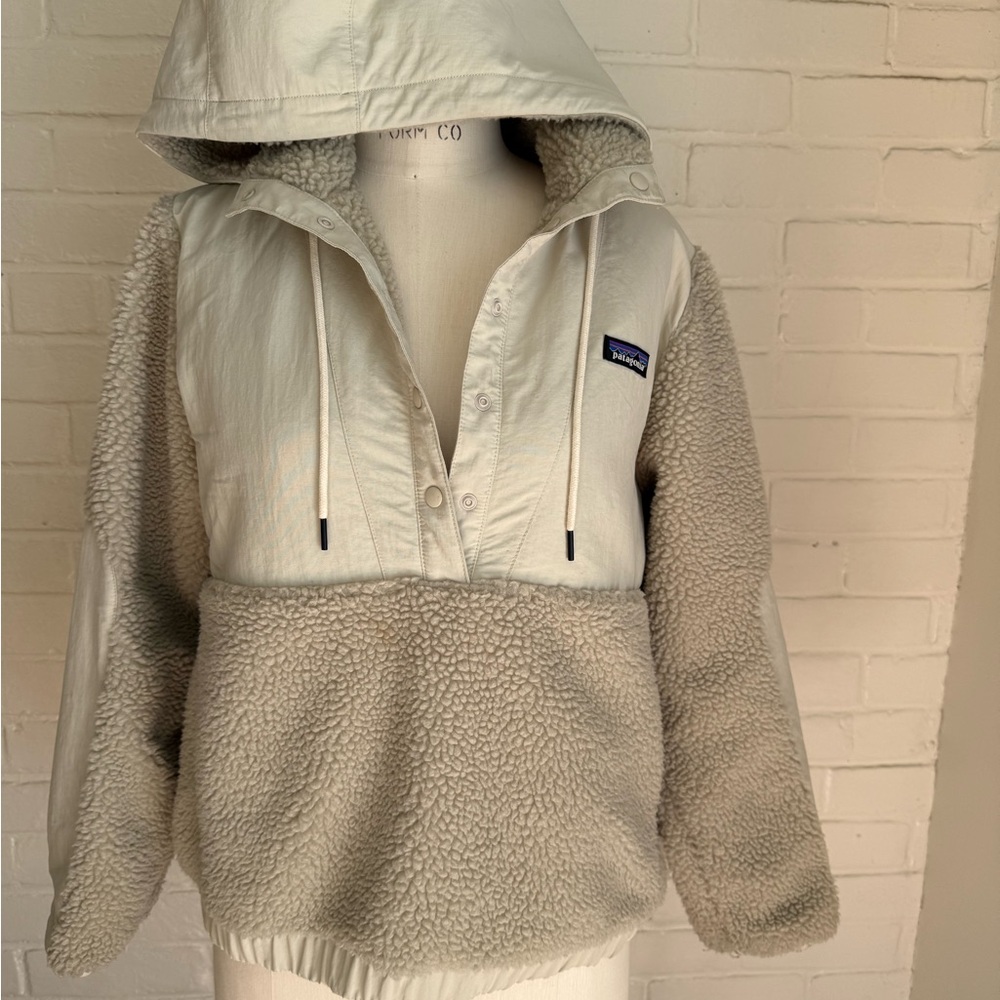 Patagonia Fleece Pullover Jacket w/ Hood